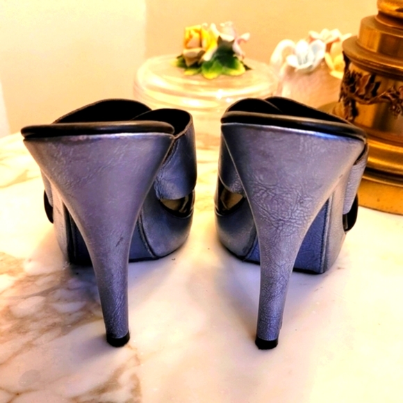 Donald Pliner heels - Picture 5 of 5